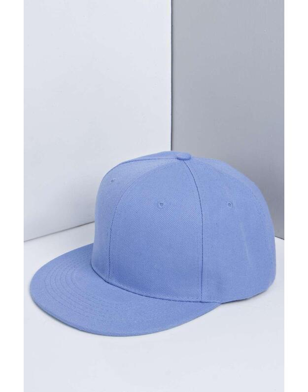 Mėlyna snapback kepurė