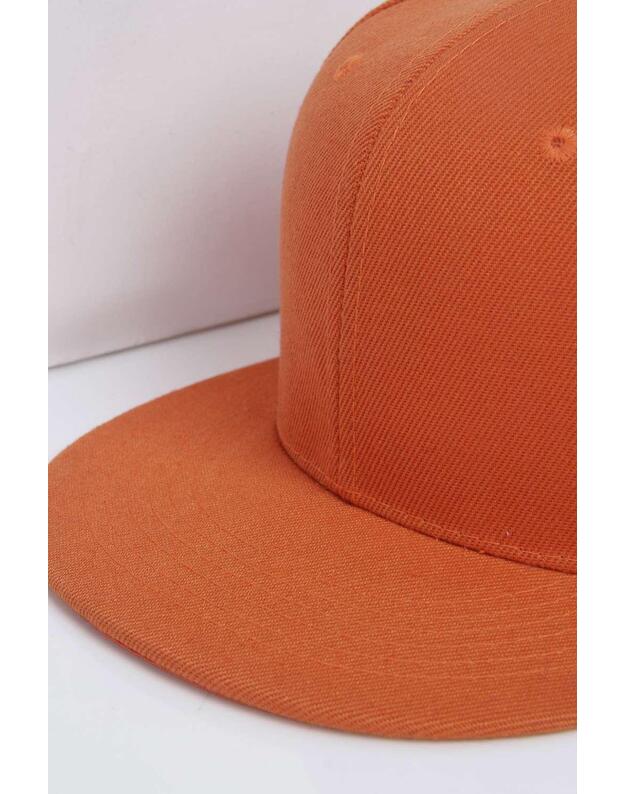 Oranžinė snapback kepurė